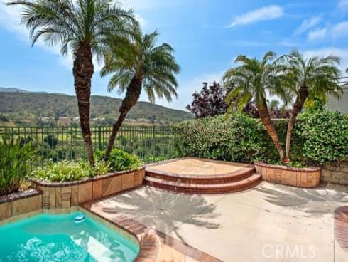 18  Beaconsfield  , Rancho Santa Margarita, CA