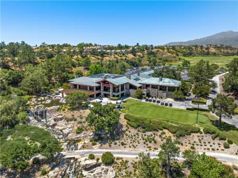 18  Beaconsfield  , Rancho Santa Margarita, CA