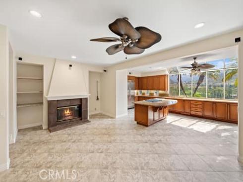 18  Beaconsfield  , Rancho Santa Margarita, CA