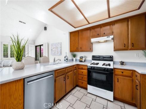 16 Snowberry , Rancho Santa Margarita, CA