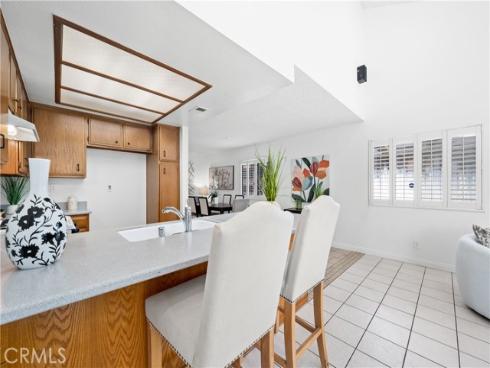 16 Snowberry , Rancho Santa Margarita, CA