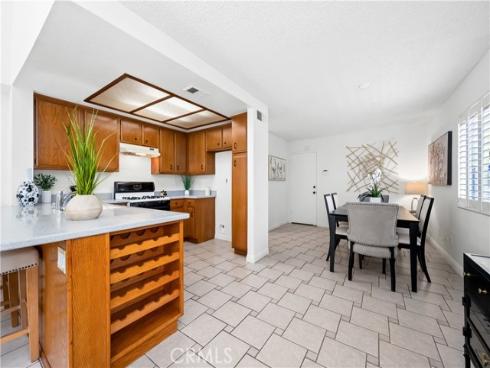 16 Snowberry , Rancho Santa Margarita, CA