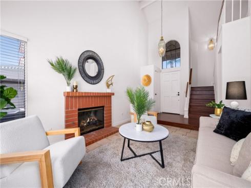 16 Snowberry , Rancho Santa Margarita, CA