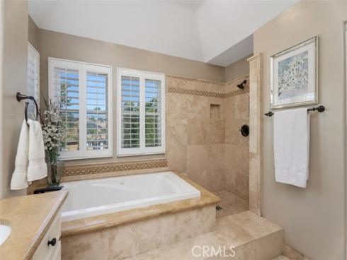 7 Mariposa , Rancho Santa Margarita, CA