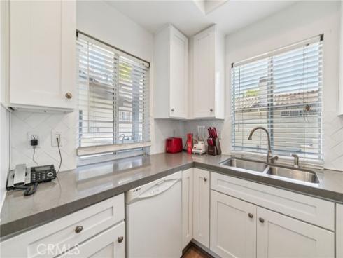 16 Via Solaz , Rancho Santa Margarita, CA