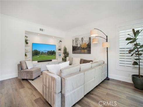 8 Summitcrest , Rancho Santa Margarita, CA