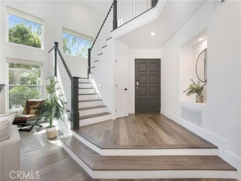 8 Summitcrest , Rancho Santa Margarita, CA