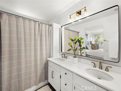 134 Bloomfield Lane, Rancho Santa Margarita, CA