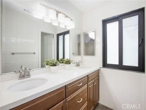 15 Calle Albarda , Rancho Santa Margarita, CA