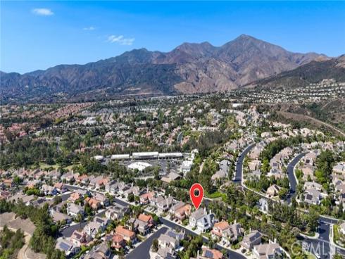 61 Summitcrest , Rancho Santa Margarita, CA