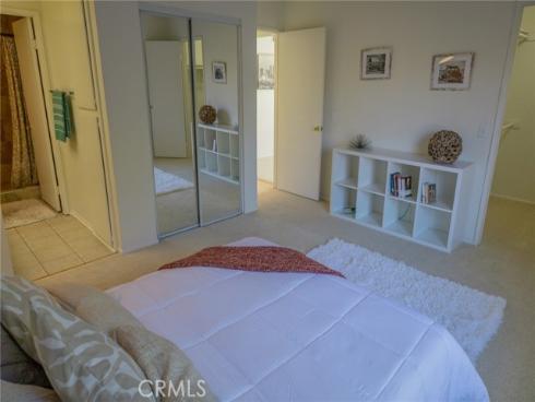 3 Vista Mesa 44 , Rancho Santa Margarita, CA