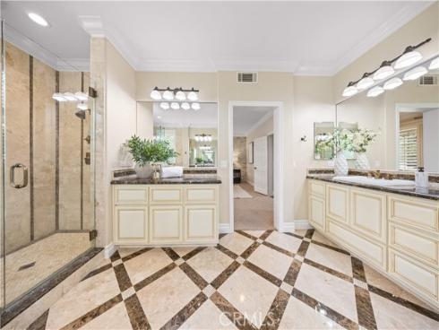 10 Summit Court, Rancho Santa Margarita, CA