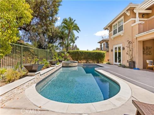 10 Summit Court, Rancho Santa Margarita, CA