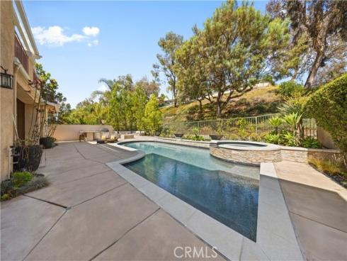 10 Summit Court, Rancho Santa Margarita, CA