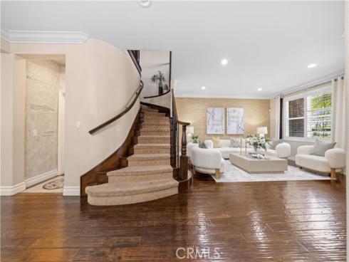 10 Summit Court, Rancho Santa Margarita, CA