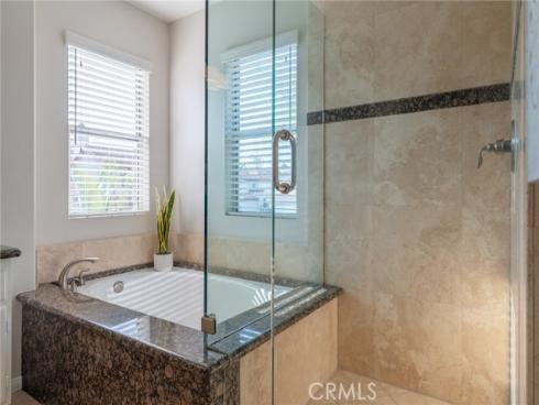 5 Via Floria , Rancho Santa Margarita, CA