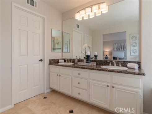 5 Via Floria , Rancho Santa Margarita, CA