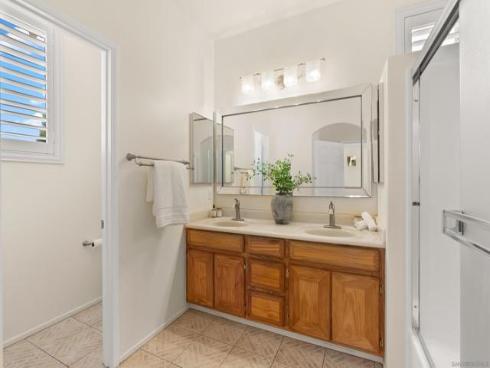 31 Paseo Viento , Rancho Santa Margarita, CA