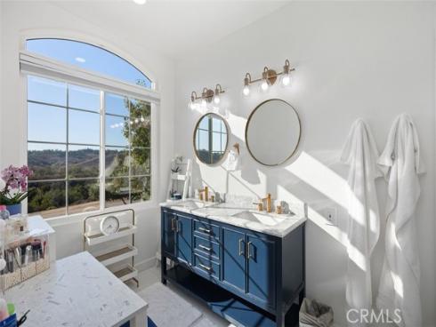 193 Seacountry Lane, Rancho Santa Margarita, CA