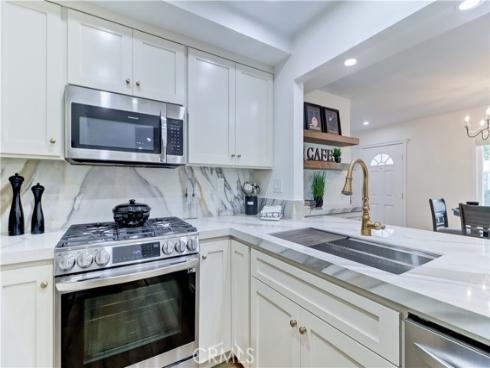 40 Lobelia , Rancho Santa Margarita, CA