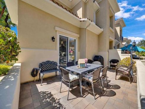 206 Via Vicini , Rancho Santa Margarita, CA