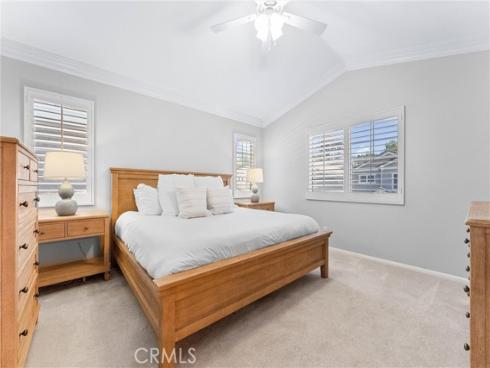 33 Willowbrook Lane, Rancho Santa Margarita, CA