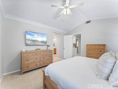 33 Willowbrook Lane, Rancho Santa Margarita, CA