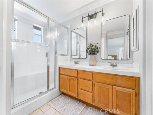 33 Willowbrook Lane, Rancho Santa Margarita, CA