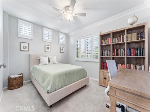 33 Willowbrook Lane, Rancho Santa Margarita, CA