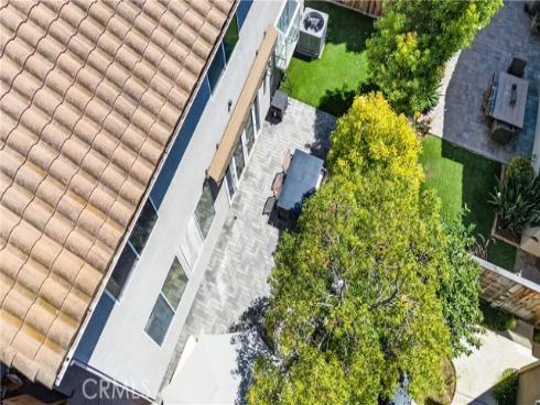 33 Willowbrook Lane, Rancho Santa Margarita, CA