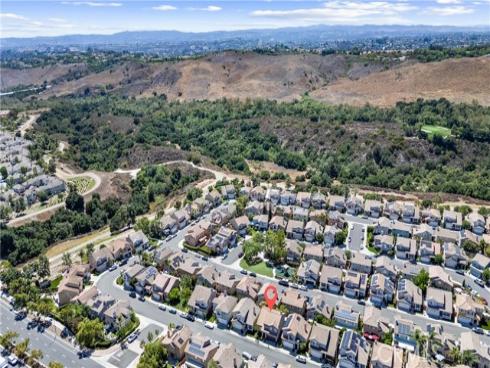 33 Willowbrook Lane, Rancho Santa Margarita, CA