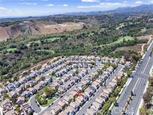 33 Willowbrook Lane, Rancho Santa Margarita, CA