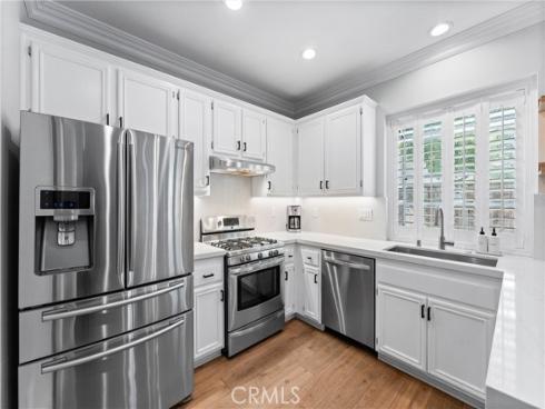 33 Willowbrook Lane, Rancho Santa Margarita, CA