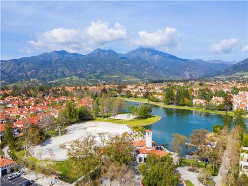 12 El Guiro , Rancho Santa Margarita, CA