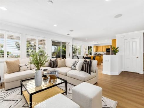 33 Las Pisadas , Rancho Santa Margarita, CA