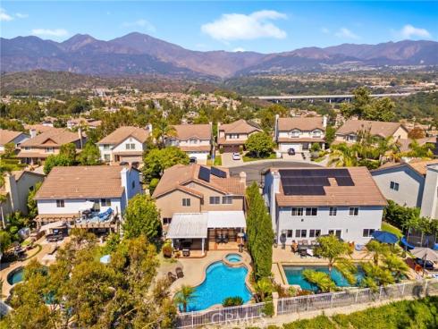 33 Las Pisadas , Rancho Santa Margarita, CA