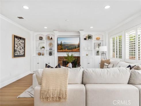 33 Las Pisadas , Rancho Santa Margarita, CA