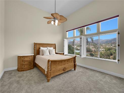 14  Beaconsfield  , Rancho Santa Margarita, CA