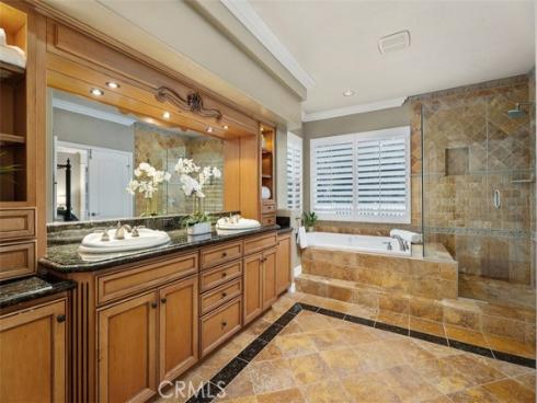 6  Barneburg  , Rancho Santa Margarita, CA