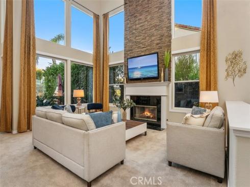 6  Barneburg  , Rancho Santa Margarita, CA