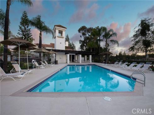 27  Via Lavendera  , Rancho Santa Margarita, CA