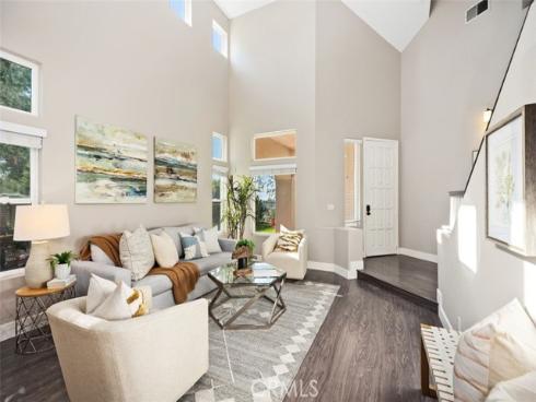 28  Lawnridge  , Rancho Santa Margarita, CA