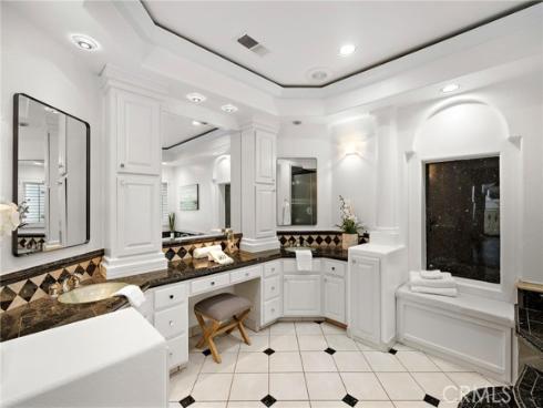 2  Dellwood  , Rancho Santa Margarita, CA