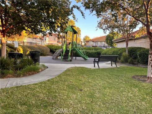 21  Silktassel  , Rancho Santa Margarita, CA