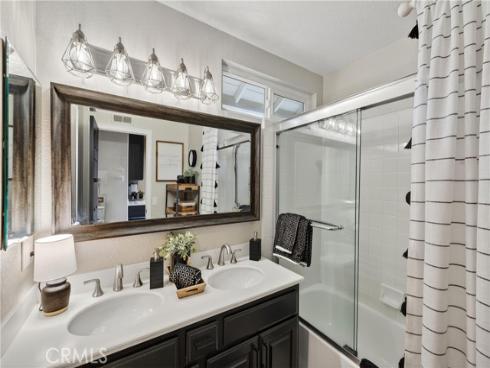 21352  Silvertree Lane  , Rancho Santa Margarita, CA