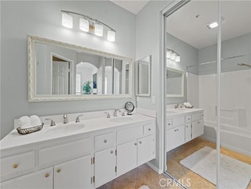 40 Tierra Montanosa , Rancho Santa Margarita, CA