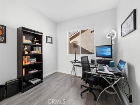 7  Calle De Luna  , Rancho Santa Margarita, CA