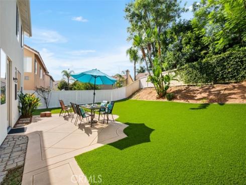 7  Calle De Luna  , Rancho Santa Margarita, CA