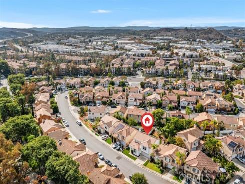 7  Calle De Luna  , Rancho Santa Margarita, CA