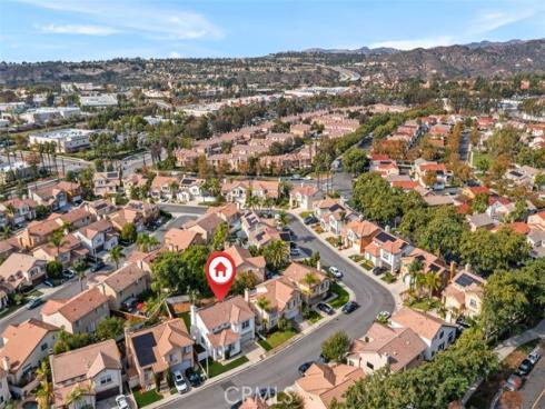 7  Calle De Luna  , Rancho Santa Margarita, CA